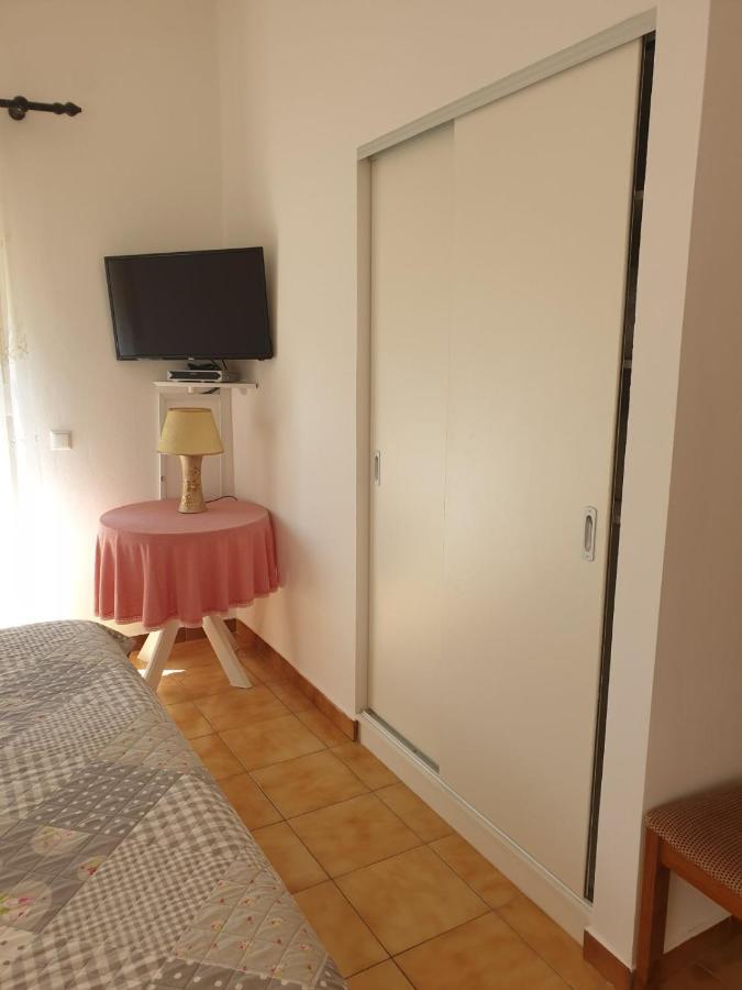 Villa Kadinela, 200M From Kamenjak, Huge Quiet Garden With Barbecue, 2 New Kitchens Premantura Exterior photo