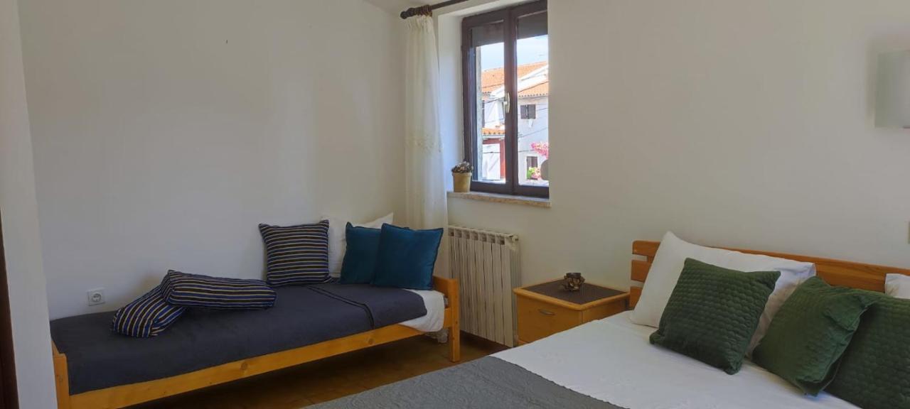 Villa Kadinela, 200M From Kamenjak, Huge Quiet Garden With Barbecue, 2 New Kitchens Premantura Exterior photo