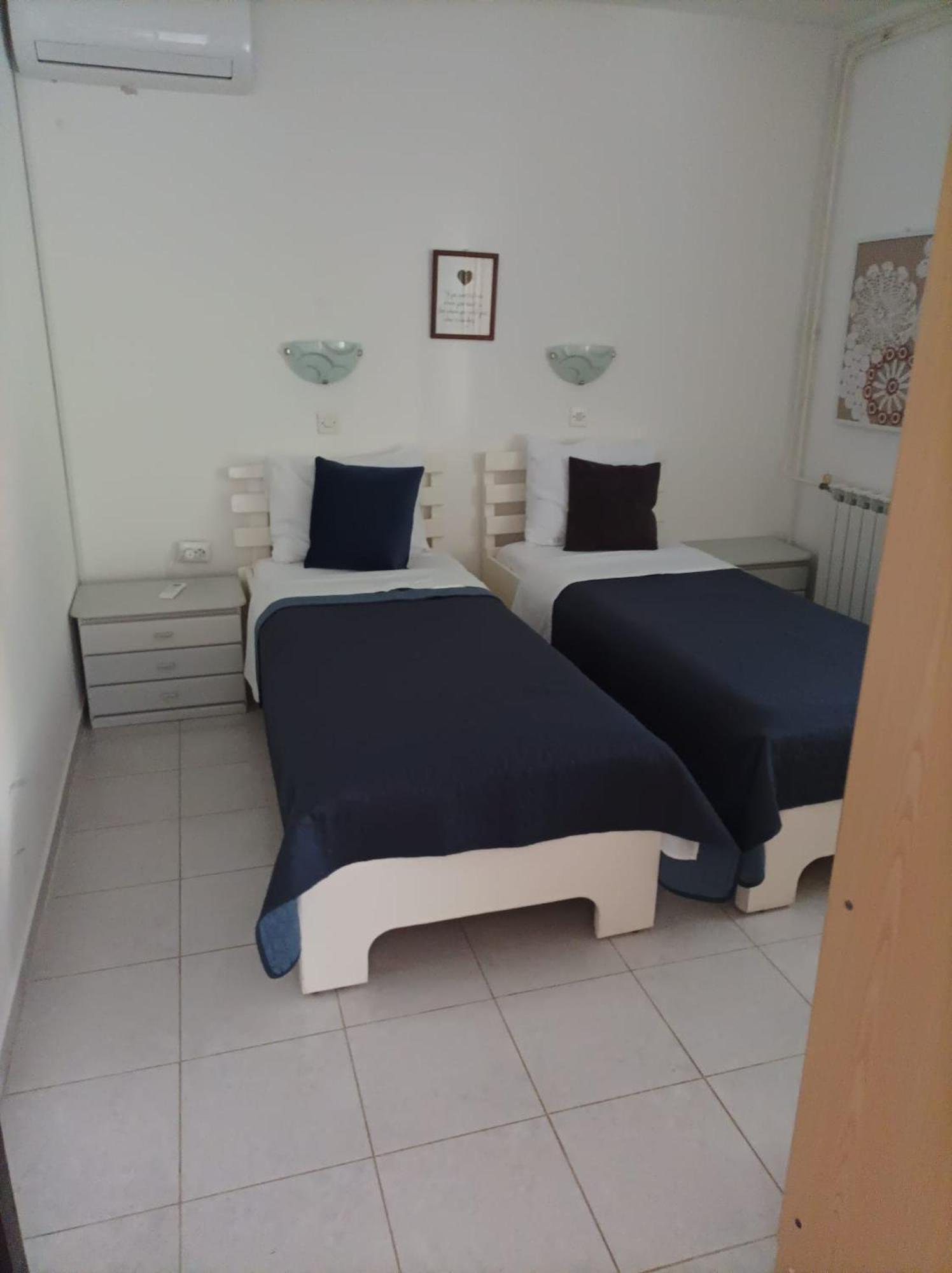 Villa Kadinela, 200M From Kamenjak, Huge Quiet Garden With Barbecue, 2 New Kitchens Premantura Exterior photo
