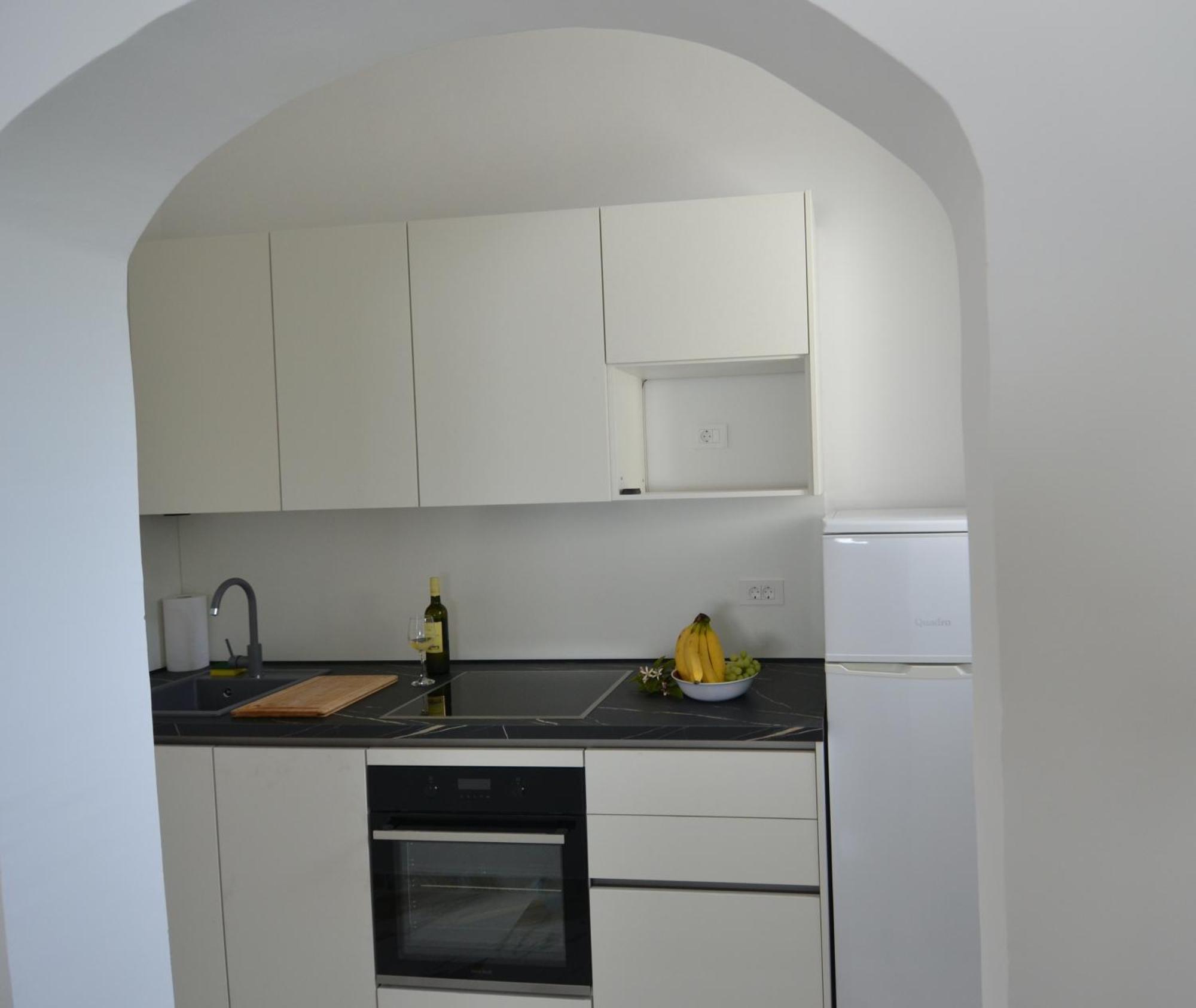 Villa Kadinela, 200M From Kamenjak, Huge Quiet Garden With Barbecue, 2 New Kitchens Premantura Exterior photo